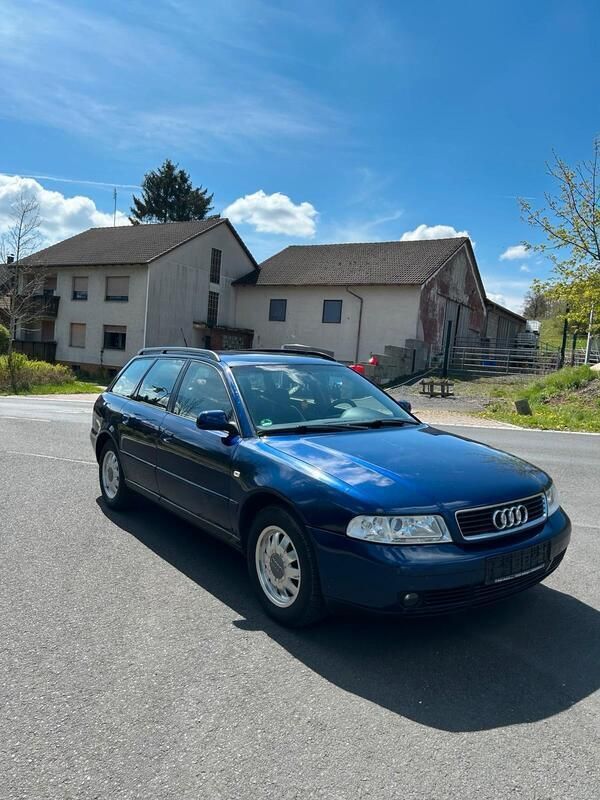 Blau Gebraucht 2000 Audi A4 Kombi | 850 € (Fairer Preis) - Bild 1/4