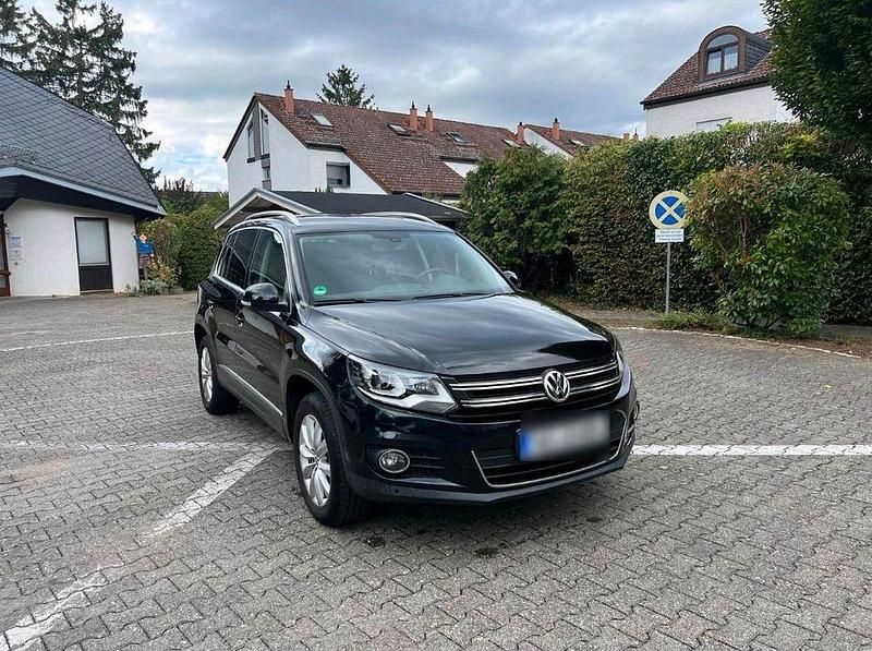 Schwarz Gebraucht 2011 VW Tiguan Sport SUV | 10.100 € (Fairer Preis) - Bild 1/4