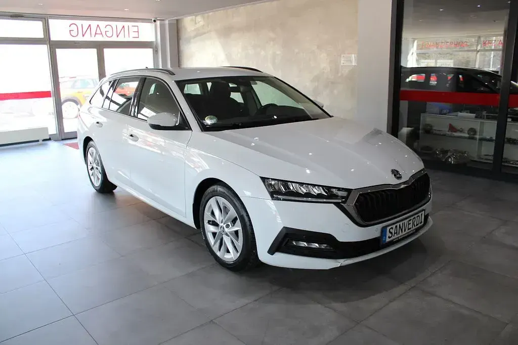 Second-hand Skoda Octavia Ambition 116 CP (85 kW) 2021 Alb Break