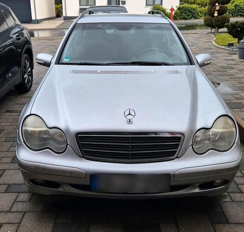 Gebraucht Mercedes C180 143 PS (105 kW) 2004 Silber Kombi