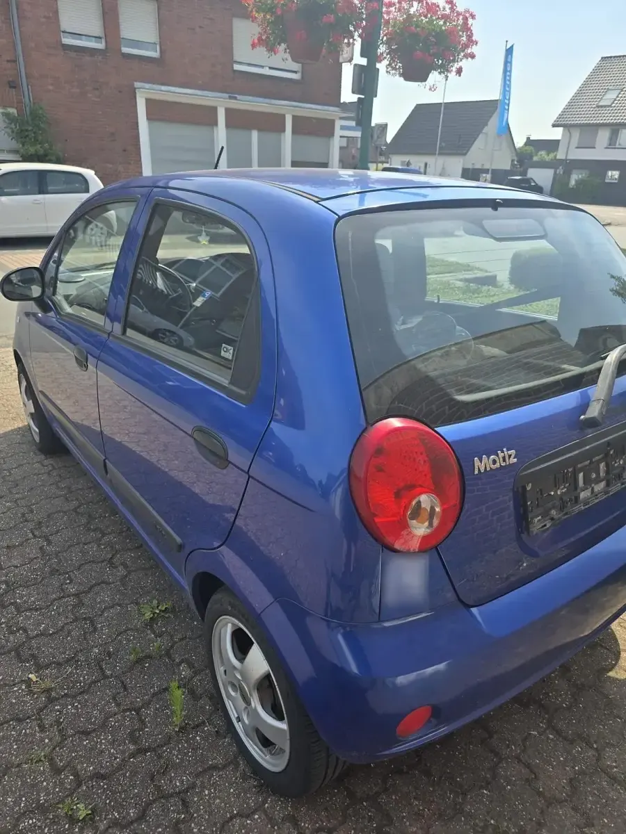 Gebraucht Chevrolet Matiz 59 PS (43 kW) 2009 Blau Kleinwagen