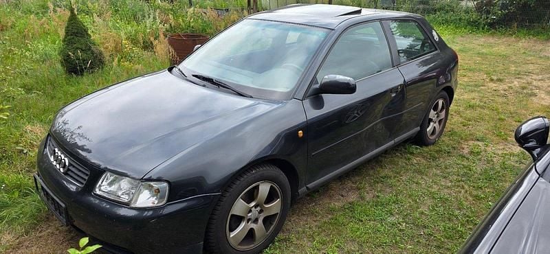 Schwarz Gebraucht 1998 Audi A3 Limousine | 399 € (Superpreis) - Bild 1/4