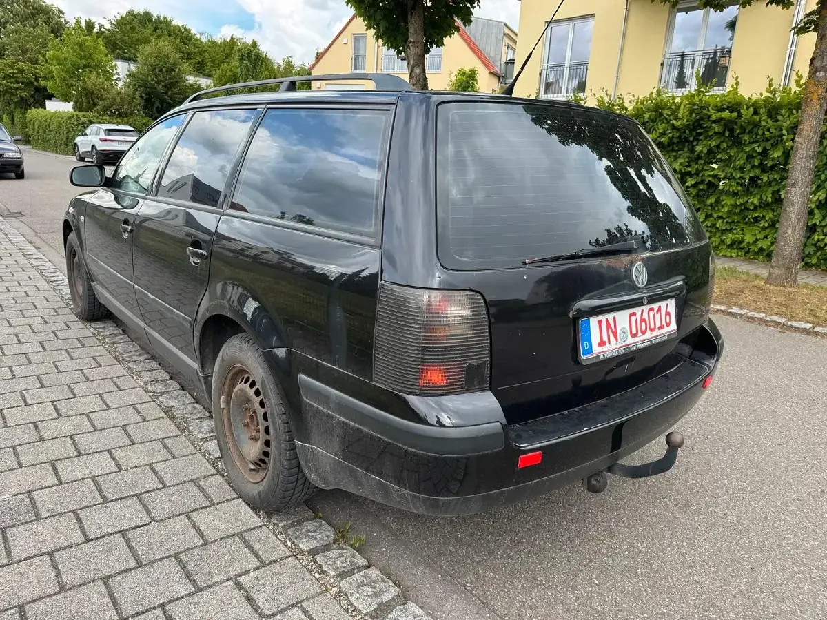Gebraucht VW Passat 150 PS (110 kW) 1998 Schwarz Kombi