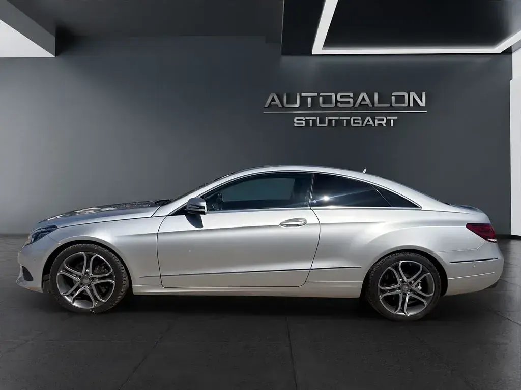 Gebraucht Mercedes E250 211 PS (155 kW) 2015 Silber Coupé