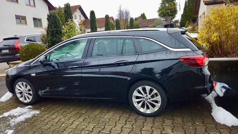 Gebraucht Opel Astra Innovation 150 PS (110 kW) 2018 Schwarz Kombi