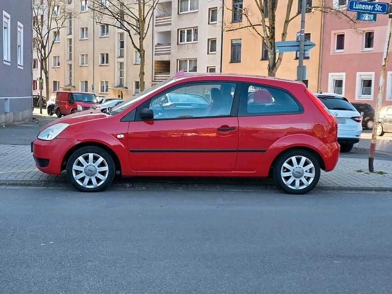 Gebraucht Ford Fiesta 2006 Rot Kleinwagen