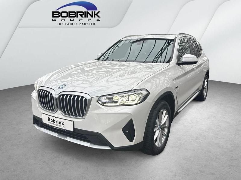 Weiß Gebraucht 2021 BMW X3 Sport Line SUV | 27.860 € (Fairer Preis) - Bild 1/4