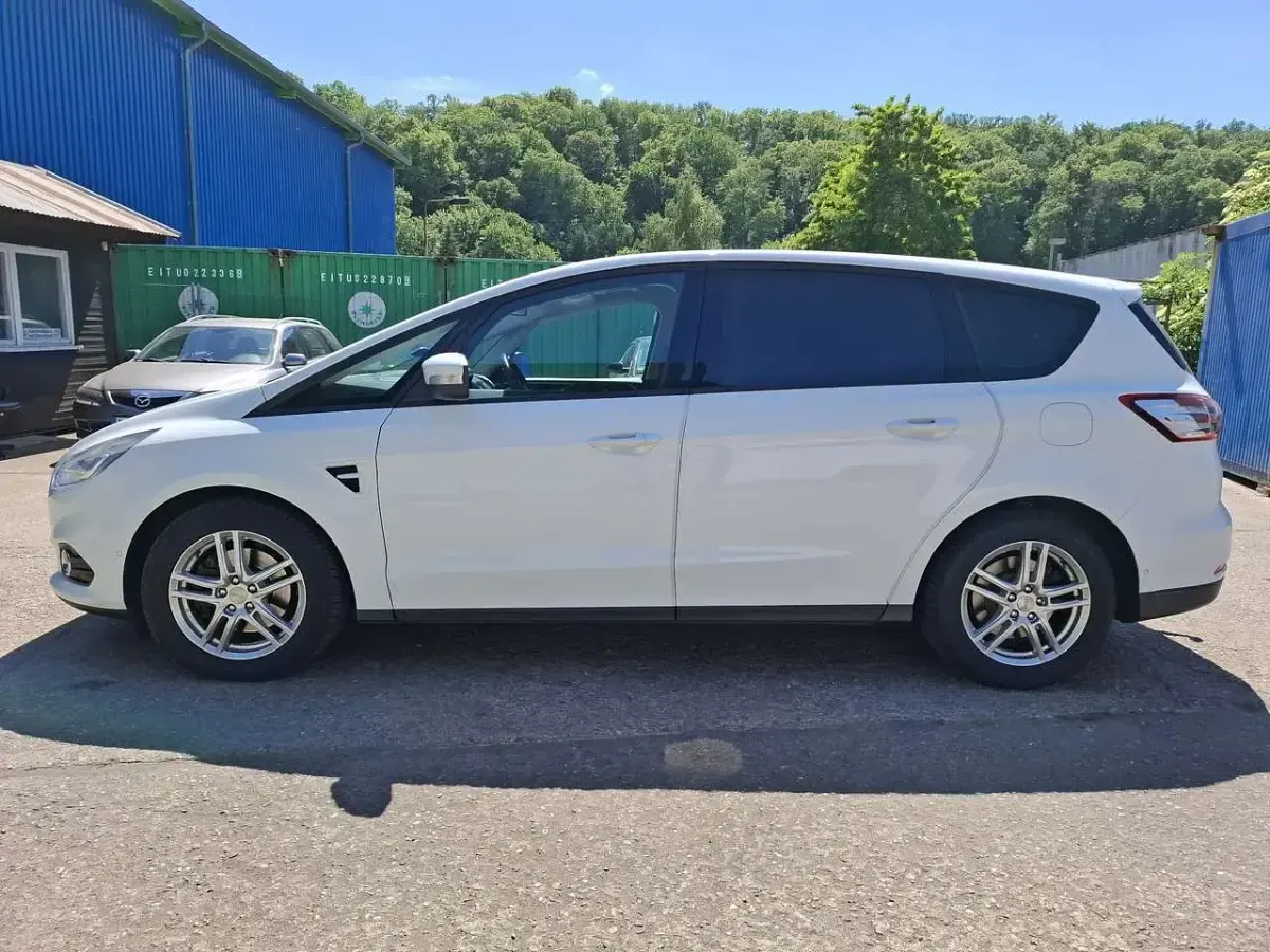 Gebraucht Ford S-MAX Trend 150 PS (110 kW) 2017 Frostweiß Van / Kleinbus