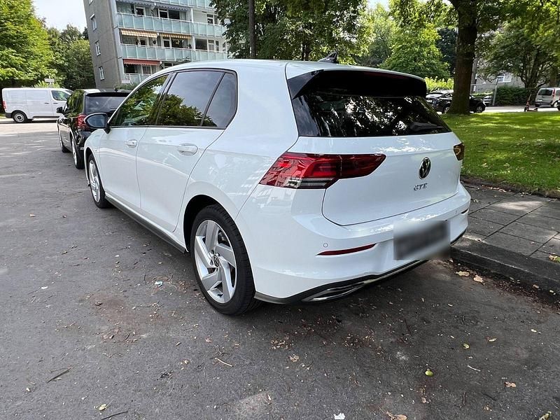 Gebraucht VW Golf VIII GTE 245 PS (180 kW) 2021 Weiß Limousine
