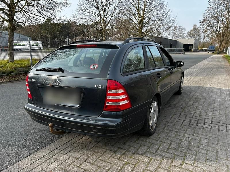 Gebraucht Mercedes C200 122 PS (89 kW) 2004 Schwarz Kombi