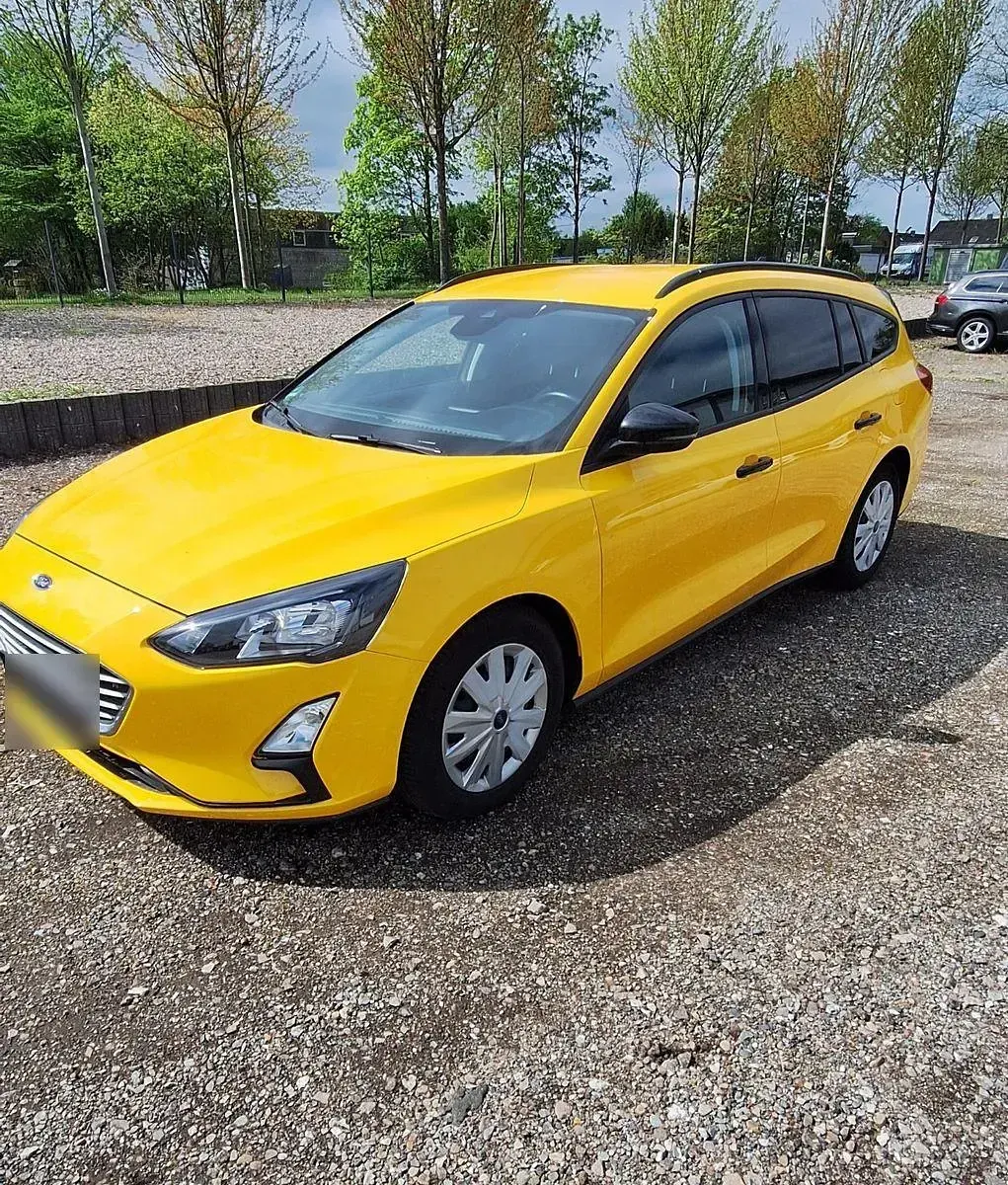 Gebraucht Ford Focus Active 120 PS (88 kW) 2020 Gelb Kombi