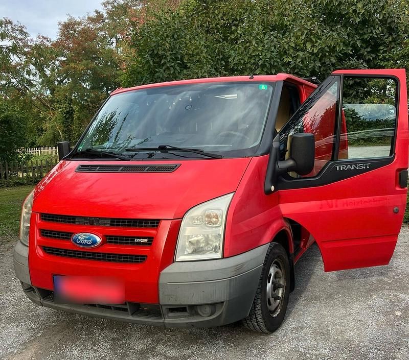 Używany Ford Transit 63 KM (46 kW) 2008 Czerwony Minivan