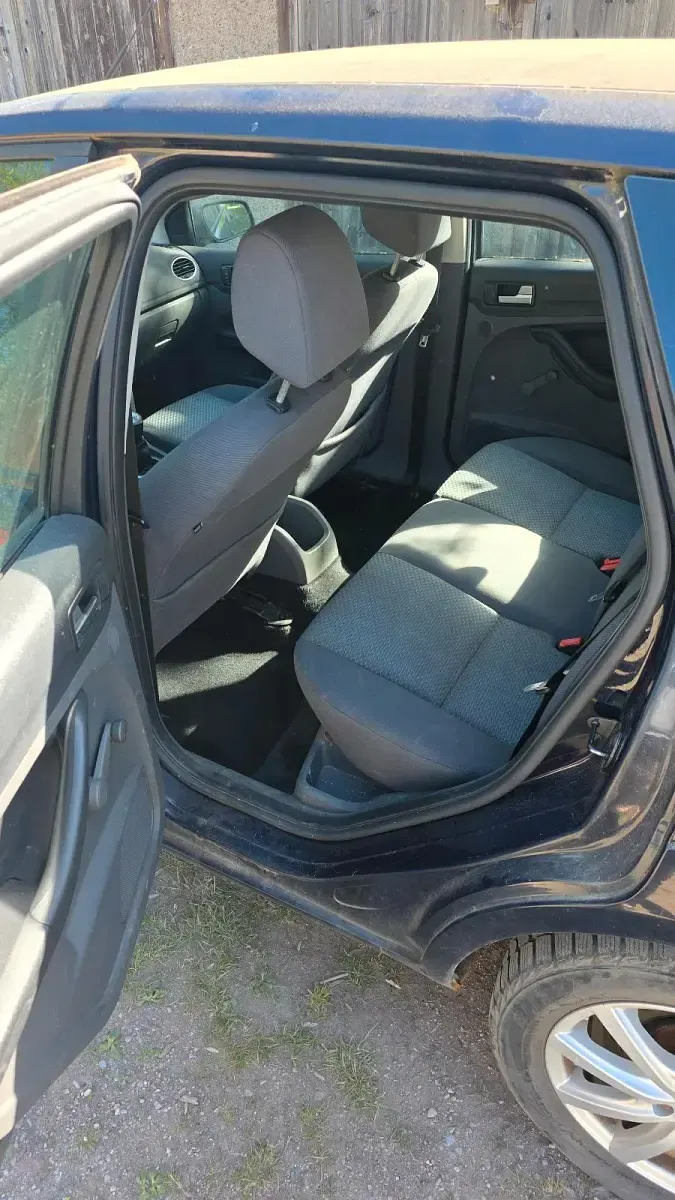 Gebraucht Ford Focus 115 PS (84 kW) 2005 Blau Kombi