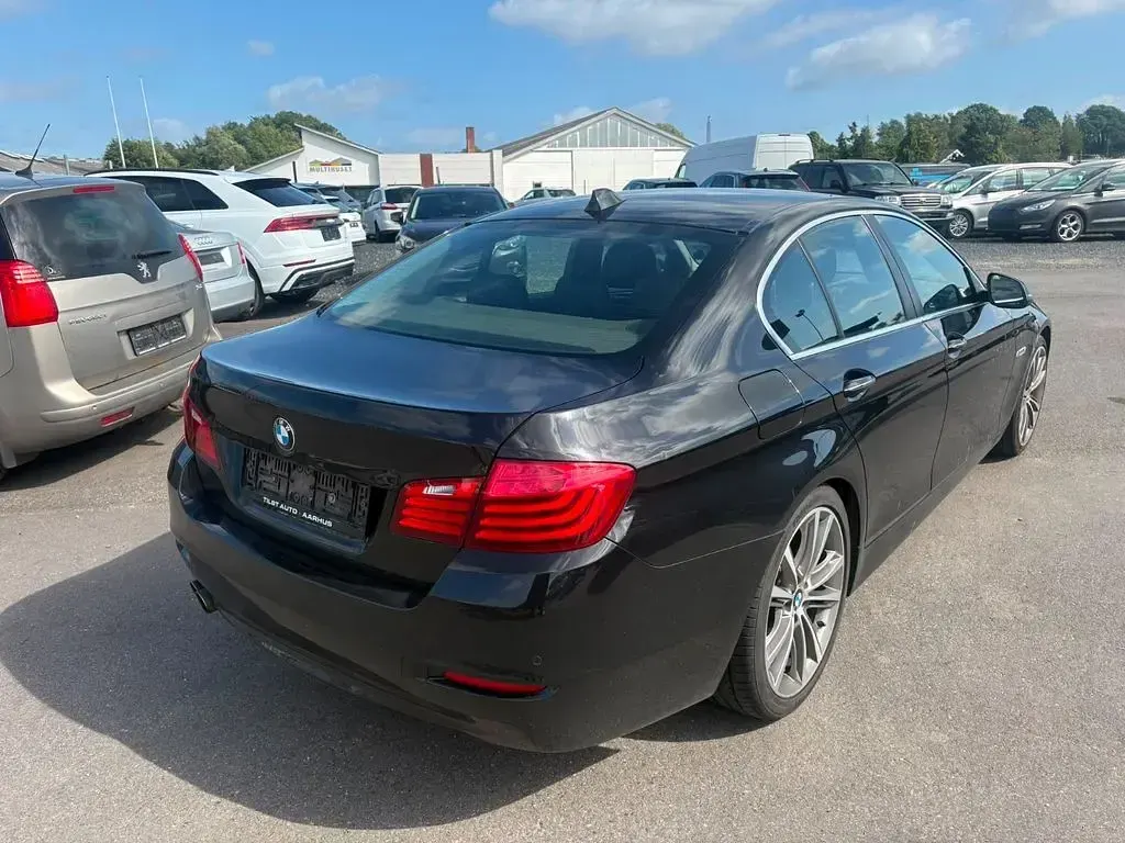 Gebraucht BMW 530 Performance 258 PS (189 kW) 2014 Schwarz Limousine