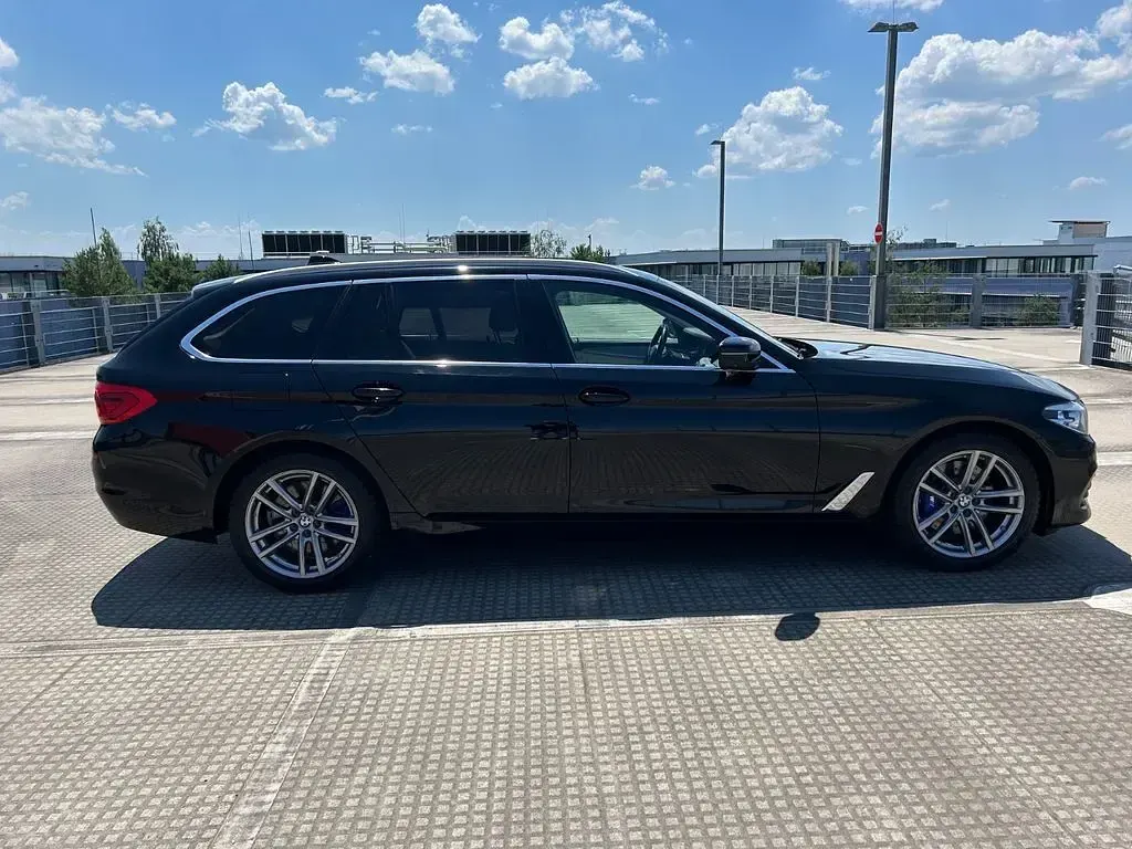 Gebraucht BMW 530 265 PS (194 kW) 2017 Schwarz Kombi