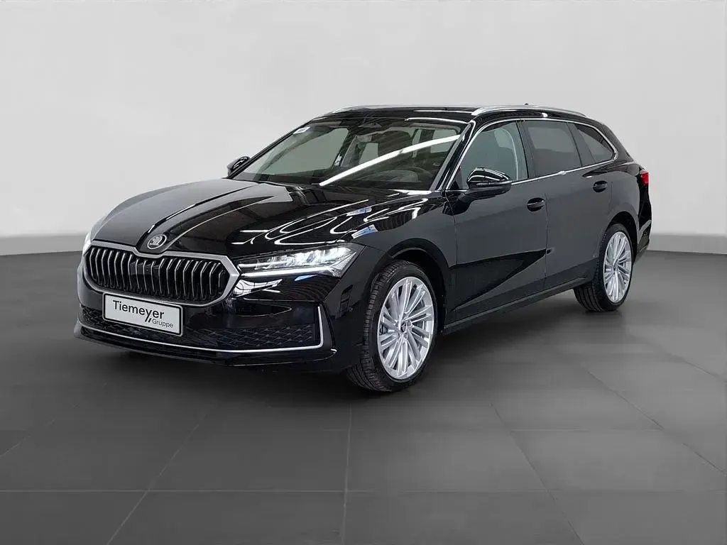 Neu Skoda Superb Selection 193 PS (141 kW) 2026 Schwarz Kombi