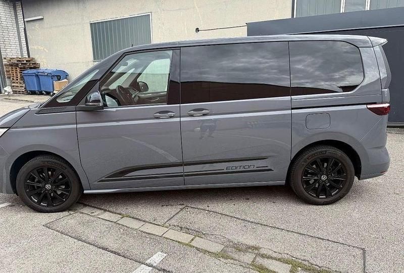 Gebraucht VW Multivan Edition 136 PS (100 kW) 2023 Grau Van