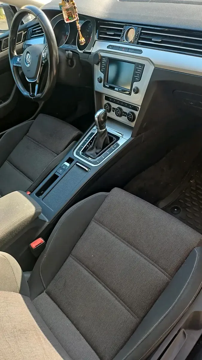 Gebraucht VW Passat 150 PS (110 kW) 2017 Schwarz Kombi