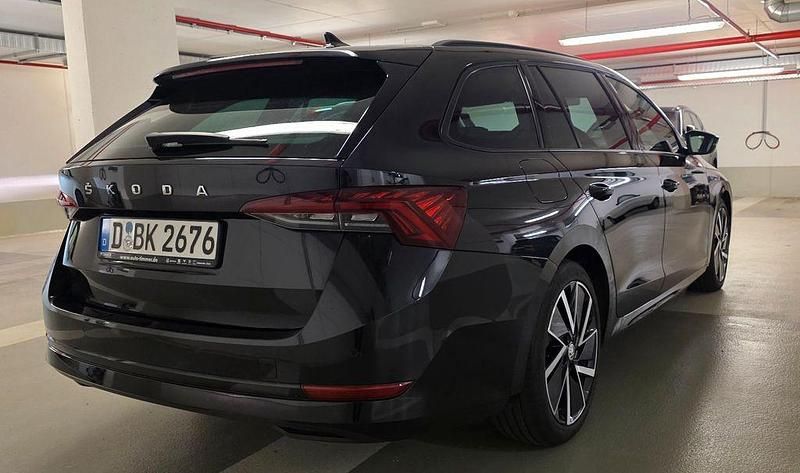 Gebraucht Skoda Octavia Sport 150 PS (110 kW) 2021 Schwarz Kombi