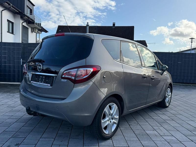 Gebraucht Opel Meriva 120 PS (88 kW) 2014 Braun Van / Kleinbus