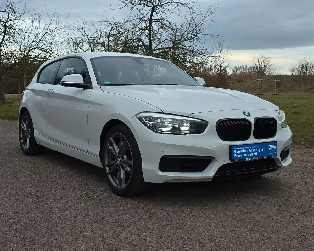 Gebraucht BMW 118 Performance 136 PS (100 kW) 2019 Weiß Kleinwagen