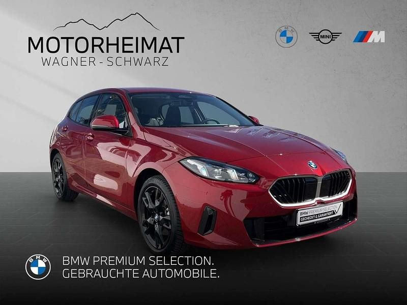 Gebraucht BMW 120 170 PS (125 kW) 2025 Fire red metallic Kleinwagen