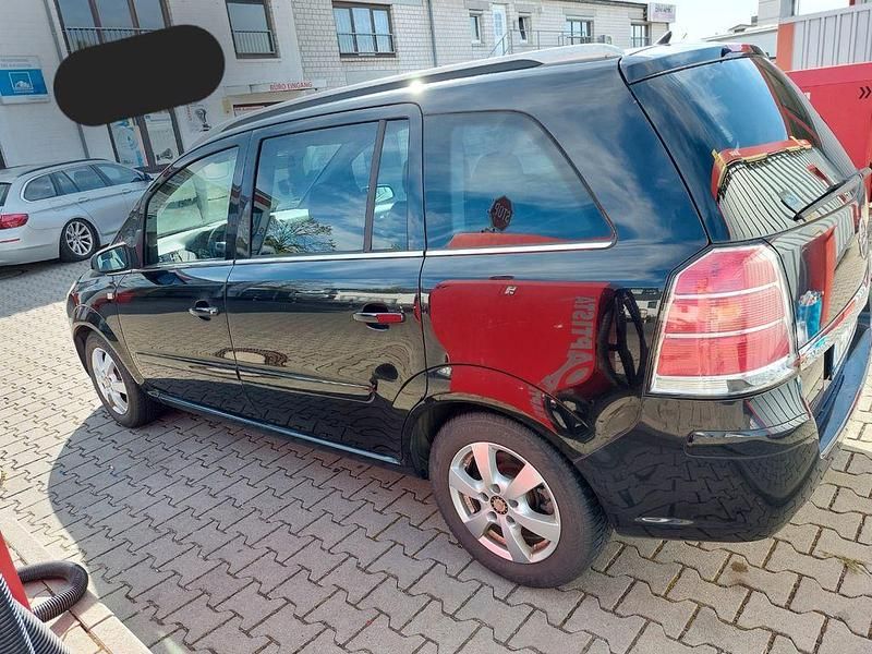 Gebraucht Opel Zafira 140 PS (102 kW) 2005 Schwarz Van / Kleinbus