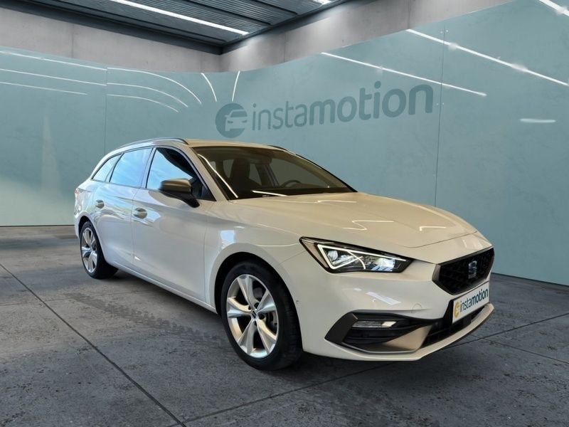 Weiß Gebraucht 2024 Seat Leon Van / Kleinbus | 29.501 € (Fairer Preis) - Bild 1/3