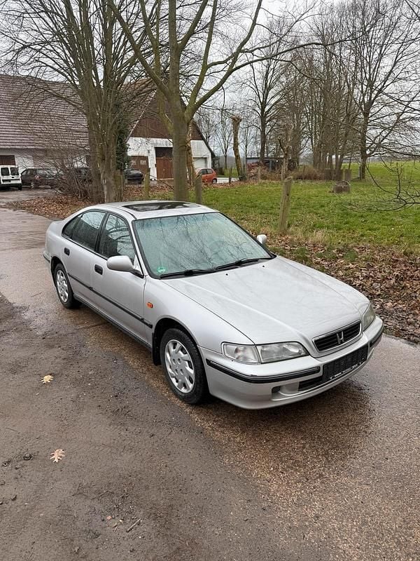 Gebraucht Honda Accord 115 PS (84 kW) 1998 Silber Limousine