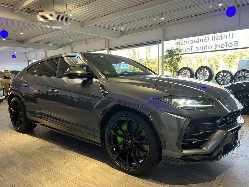 Usata Lamborghini Urus 650 CV (478 kW) 2020 Grigio SUV
