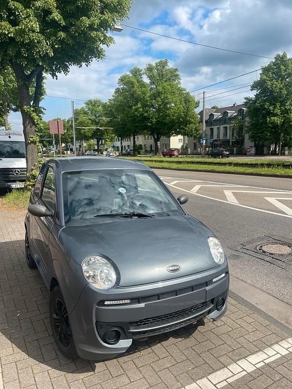 Blau Gebraucht 2015 Microcar M.Go Kleinwagen | 5.000 € - Bild 1/4