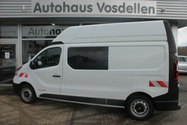 Gebraucht Renault Trafic 125 PS (91 kW) 2017 Andere farbe Van / Kleinbus
