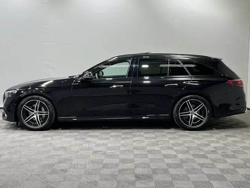 Gebraucht Mercedes E220 AMG 197 PS (144 kW) 2025 Schwarz, Kombi