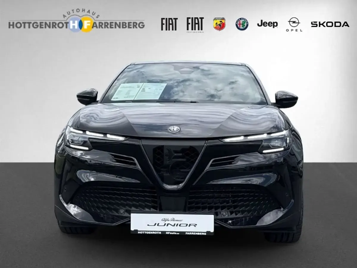 Neu Alfa Romeo Junior Veloce 206 kW (281 PS) 2026 Schwarz SUV