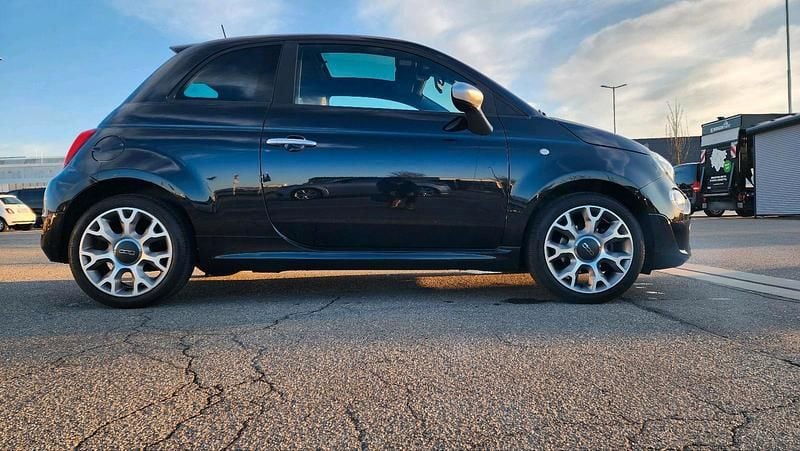 Gebraucht Fiat 500 Rockstar 71 PS (52 kW) 2021 Schwarz Kleinwagen