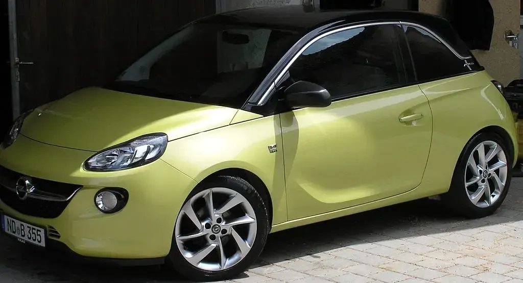 Używany Opel Adam 90 KM (66 kW) 2014 Zielony Hatchback