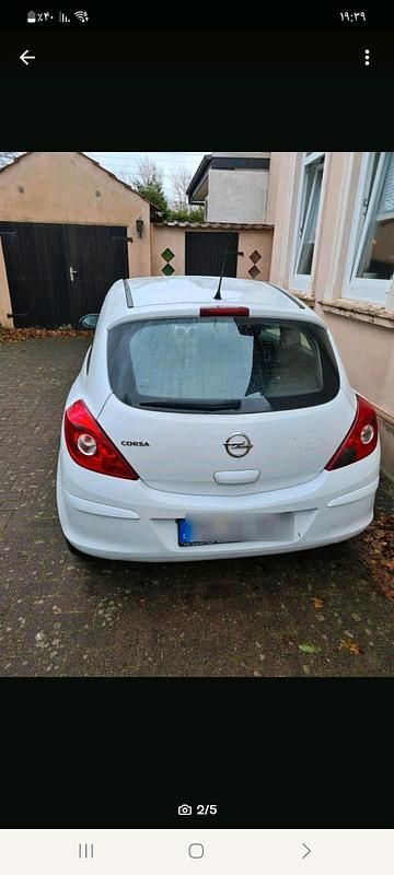 Gebraucht Opel Corsa 69 PS (50 kW) 2014 Weiß Kleinwagen