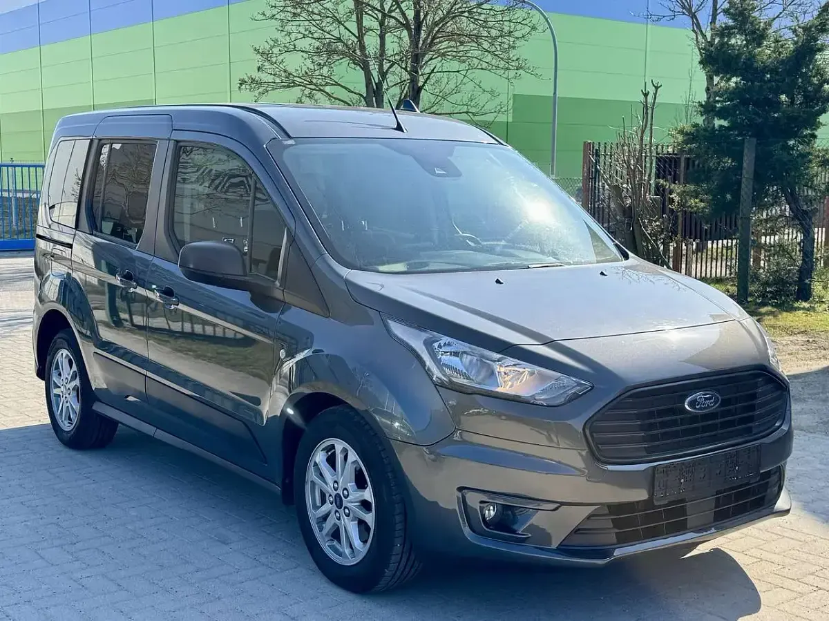 Gebraucht Ford Tourneo Connect 120 PS (88 kW) 2021 Magneticgrau (metallic) Van / Kleinbus
