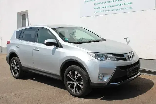Gebraucht Toyota RAV4 Edition 150 PS (110 kW) 2016 Grau SUV