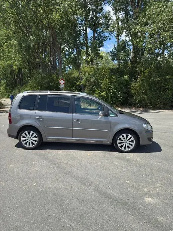 Gebraucht VW Touran Highline 140 PS (102 kW) 2007 Grau Van / Kleinbus