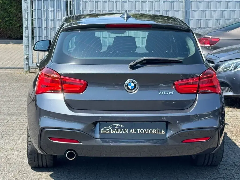 Gebraucht BMW 116 M Sport 116 PS (85 kW) 2017 Grau Kleinwagen