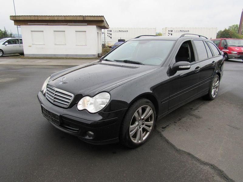 Schwarz Gebraucht 2006 Mercedes C220 Kombi | 2.500 € (Guter Preis) - Bild 1/4