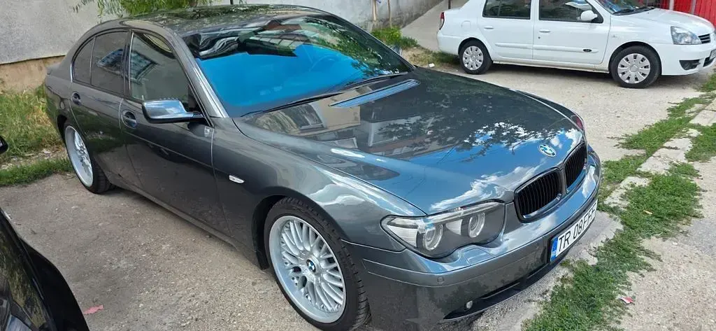 Gebraucht BMW 730 Performance 218 PS (160 kW) 2004 Grau Limousine
