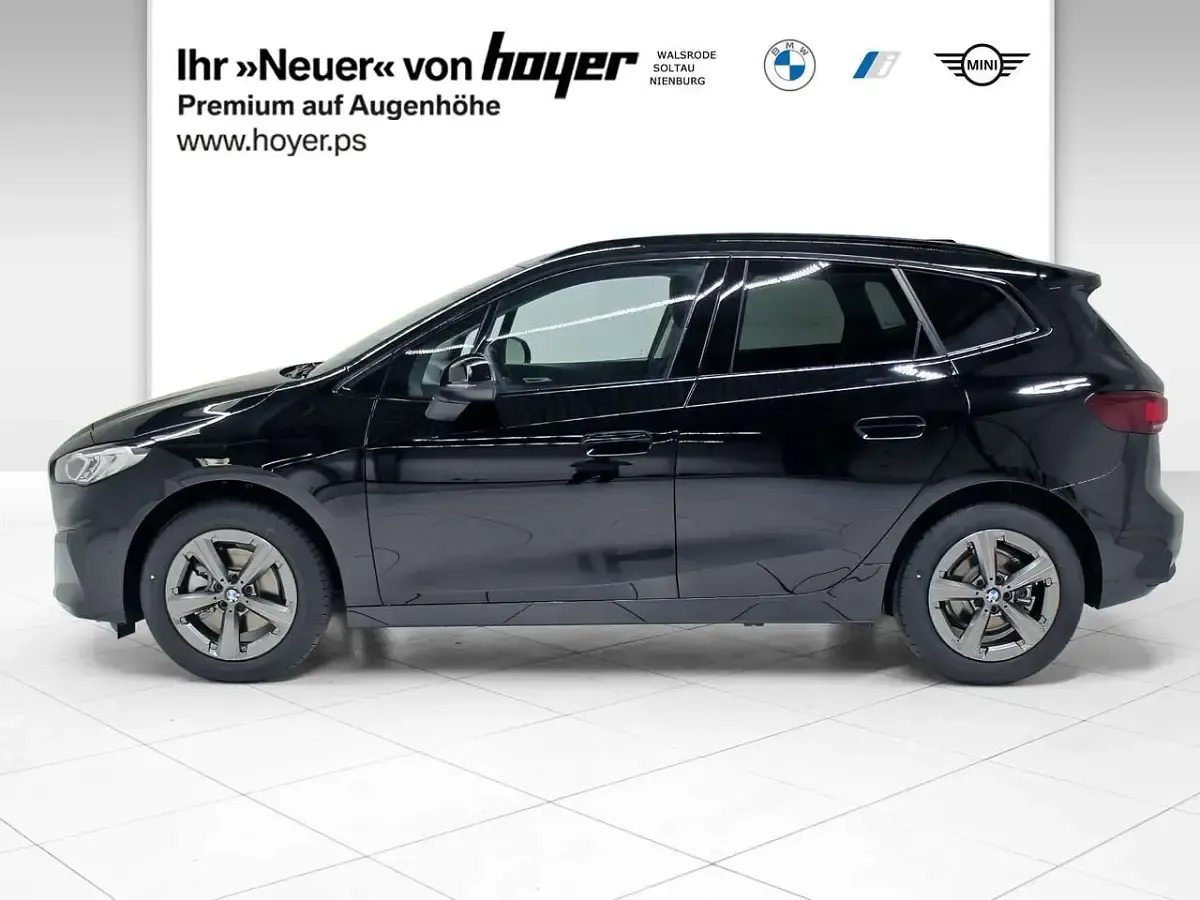 Nowe BMW 218 136 KM (100 kW) 2025 Czarny Minivan