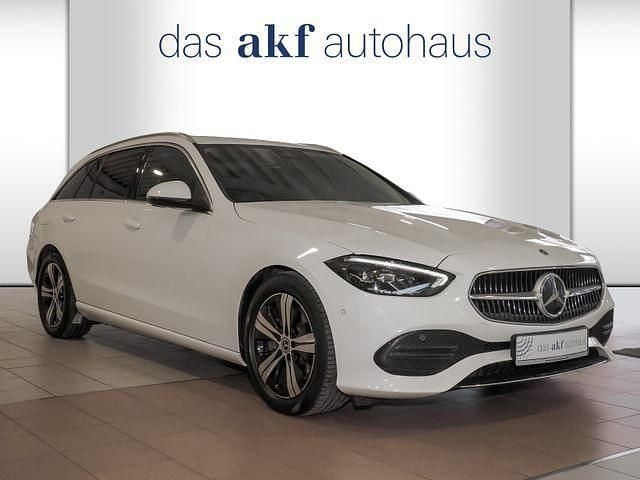 Gebraucht Mercedes C200 Avantgarde 184 PS (135 kW) 2022 Weiß Kombi