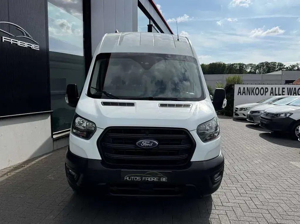 Gebraucht Ford Transit Trend 170 PS (125 kW) 2022 Weiß Van