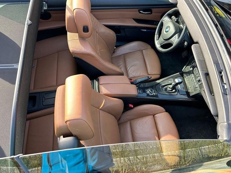 Gebraucht BMW 320 Cabriolet Shadowline 177 PS (130 kW) 2009 Schwarz Cabrio