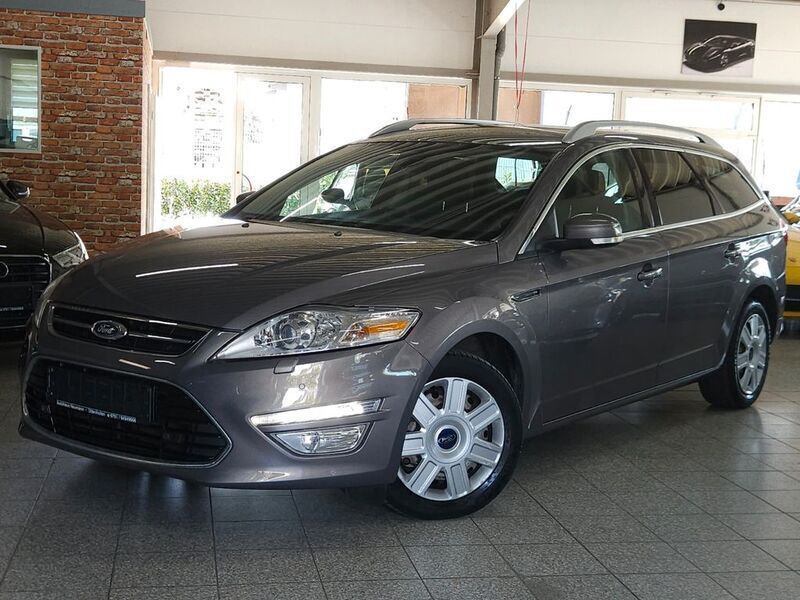 Braun Gebraucht 2012 Ford Mondeo Titanium Kombi | 5.990 € (Fairer Preis) - Bild 1/4