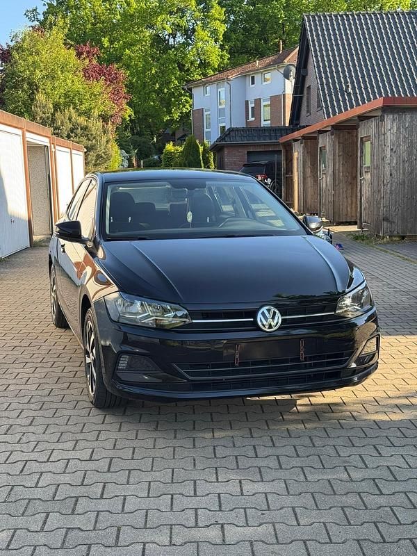 Gebraucht VW Polo 95 PS (69 kW) 2019 Schwarz Kleinwagen