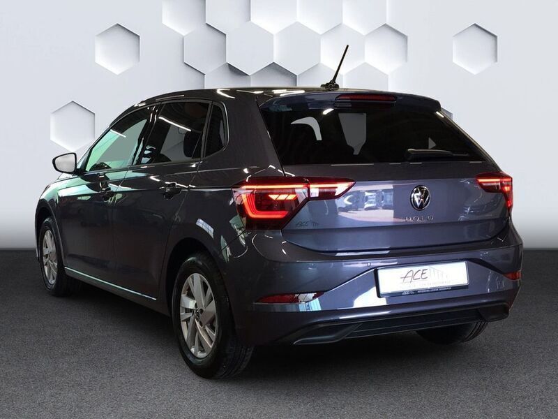 Neu VW Polo Style 116 PS (85 kW) 2025 Grau Limousine